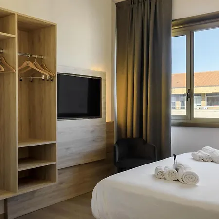 Center Hotel 3*