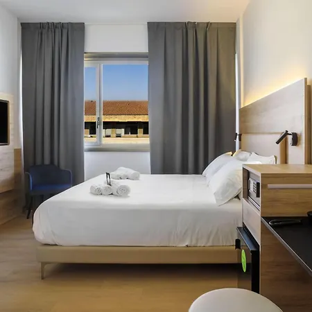 Hotel Center 3*