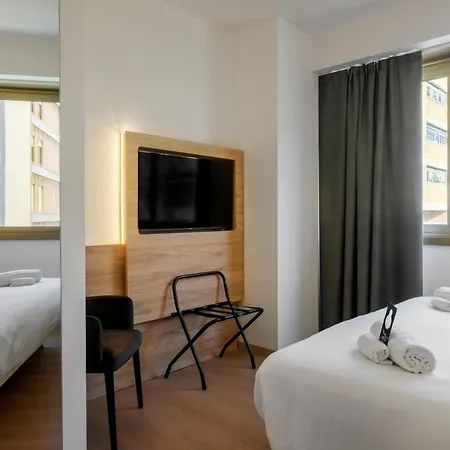 Hotel Center